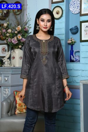 Embroidered Silk ladies Fatua