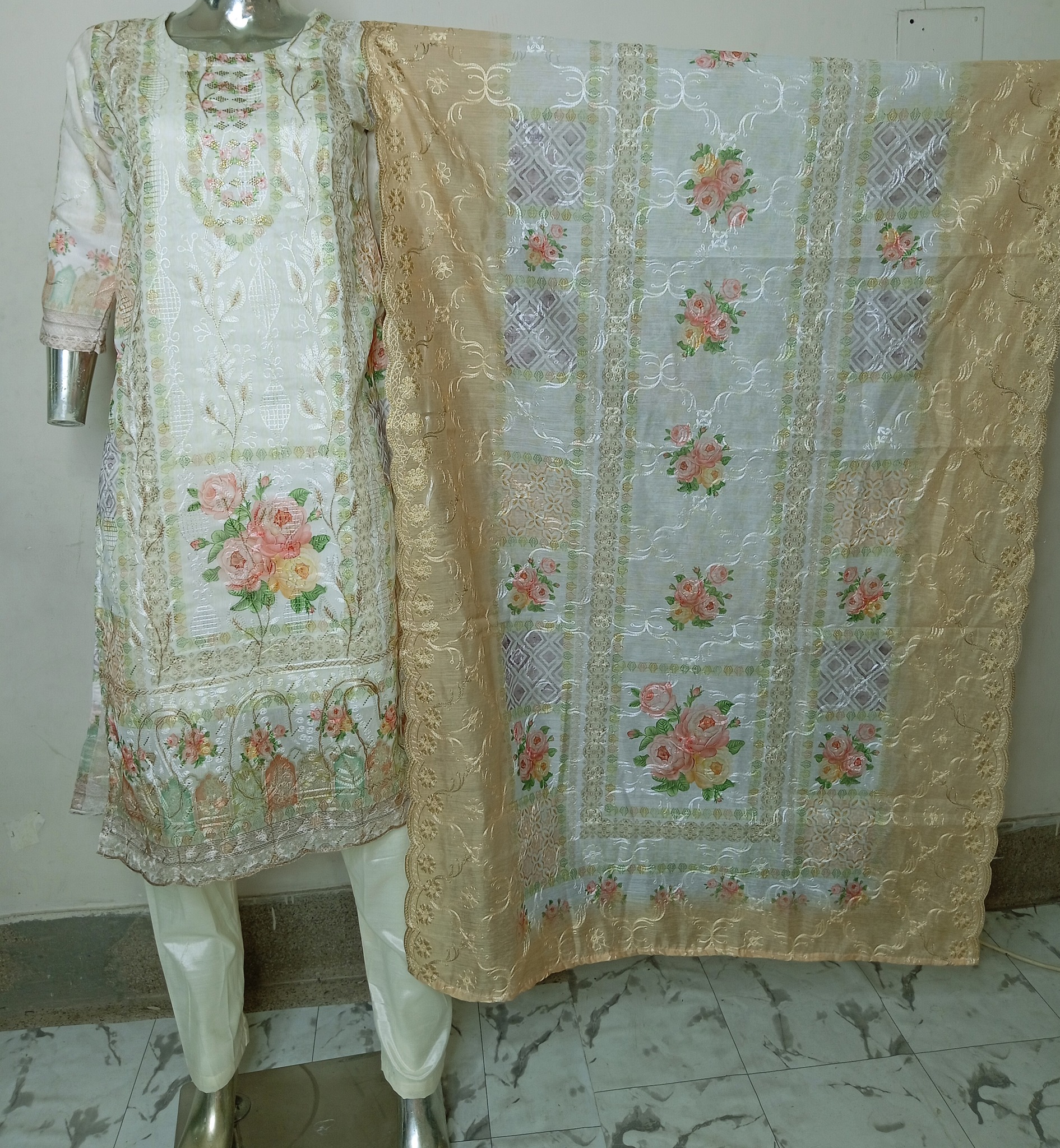 UN-3001-B Imported Gujrati Silk Aari Designer, Stone worked, Screen Printed Premium Unstitched Shalwar Kameez for Women – Luxury 3-Piece Suit | Foring Collection - Image 2