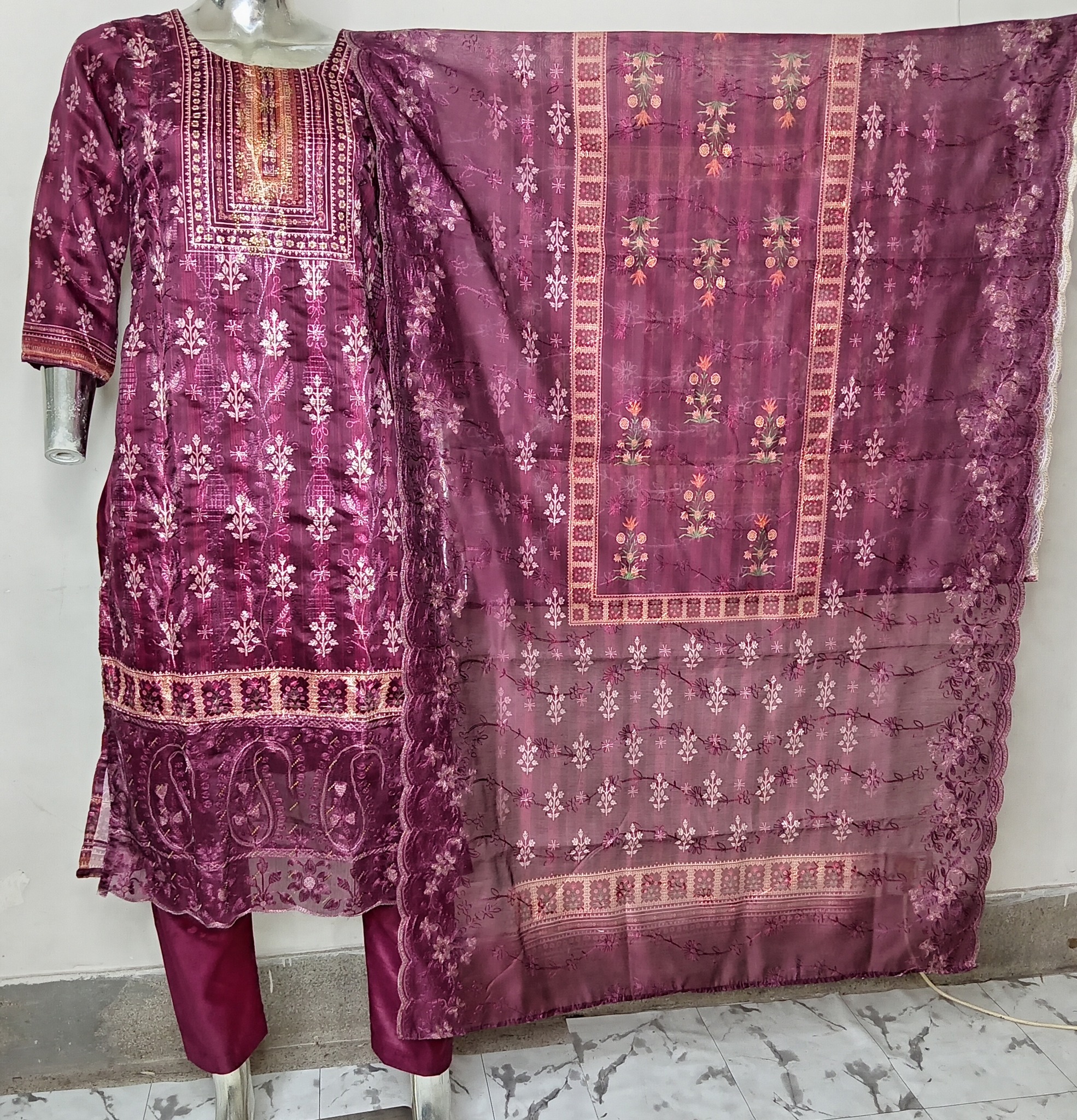 UN-3016-B Imported Gujrati Silk Aari Designer, Stone worked, Screen Printed Premium Unstitched Shalwar Kameez for Women – Luxury 3-Piece Suit | Foring Collection - Image 2