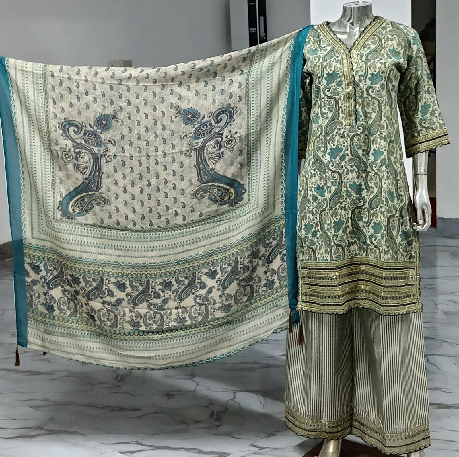 SHO-CGS-3000TK-BARCODE-266064-B রেডি কটন থ্রি-পিস – ডিজিটাল প্রিন্টেড কটন কামিজে এমব্রয়ডারি ও সিকোয়েন্স কাজ করা । ওড়না ডিজিটাল প্রিন্টেড । কটন সিল্ক মিক্সড প্লাজো - Image 3