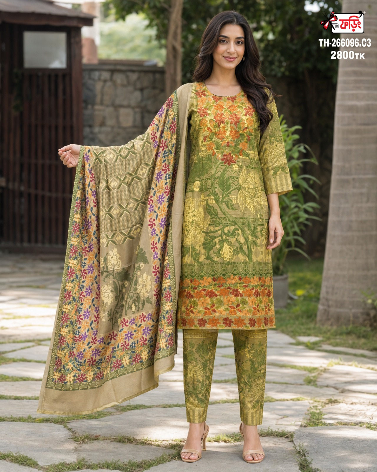 TH-266096.C3 রেডি কটন থ্রি-পিস – ডিজিটাল প্রিন্টেড কটন কামিজে এমব্রয়ডারি কাজ করা । ওড়না ও সালোয়ার ডিজিটাল প্রিন্টেড । - Image 1