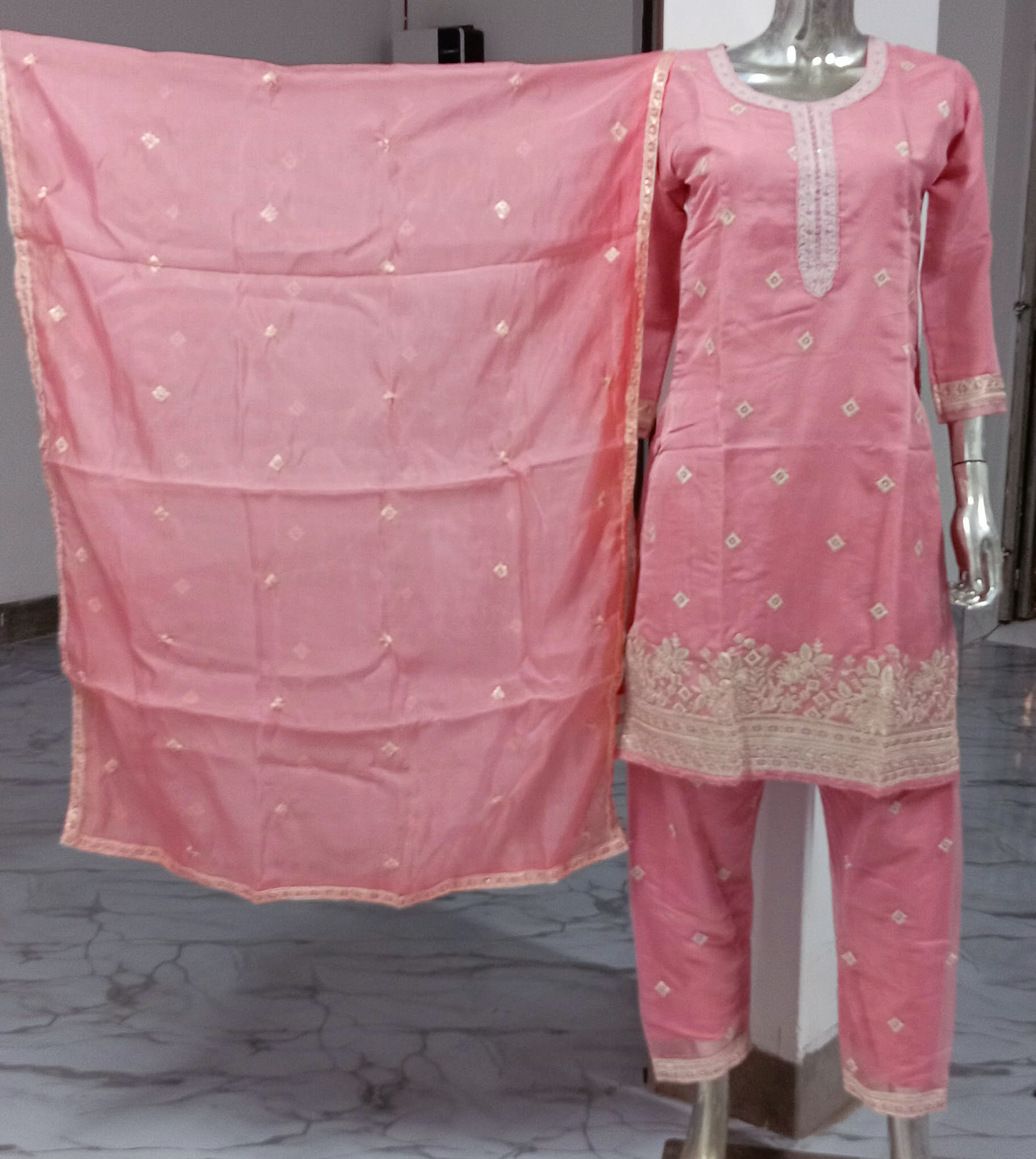 foring-silk-dress-a রেডি সিল্ক থ্রি-পিস –এমব্রয়ডারি ও কারছুপি কাজ করা সম্পূর্ণ ড্রেসটির কাপড় প্রিমিয়াম সিল্ক - Image 3