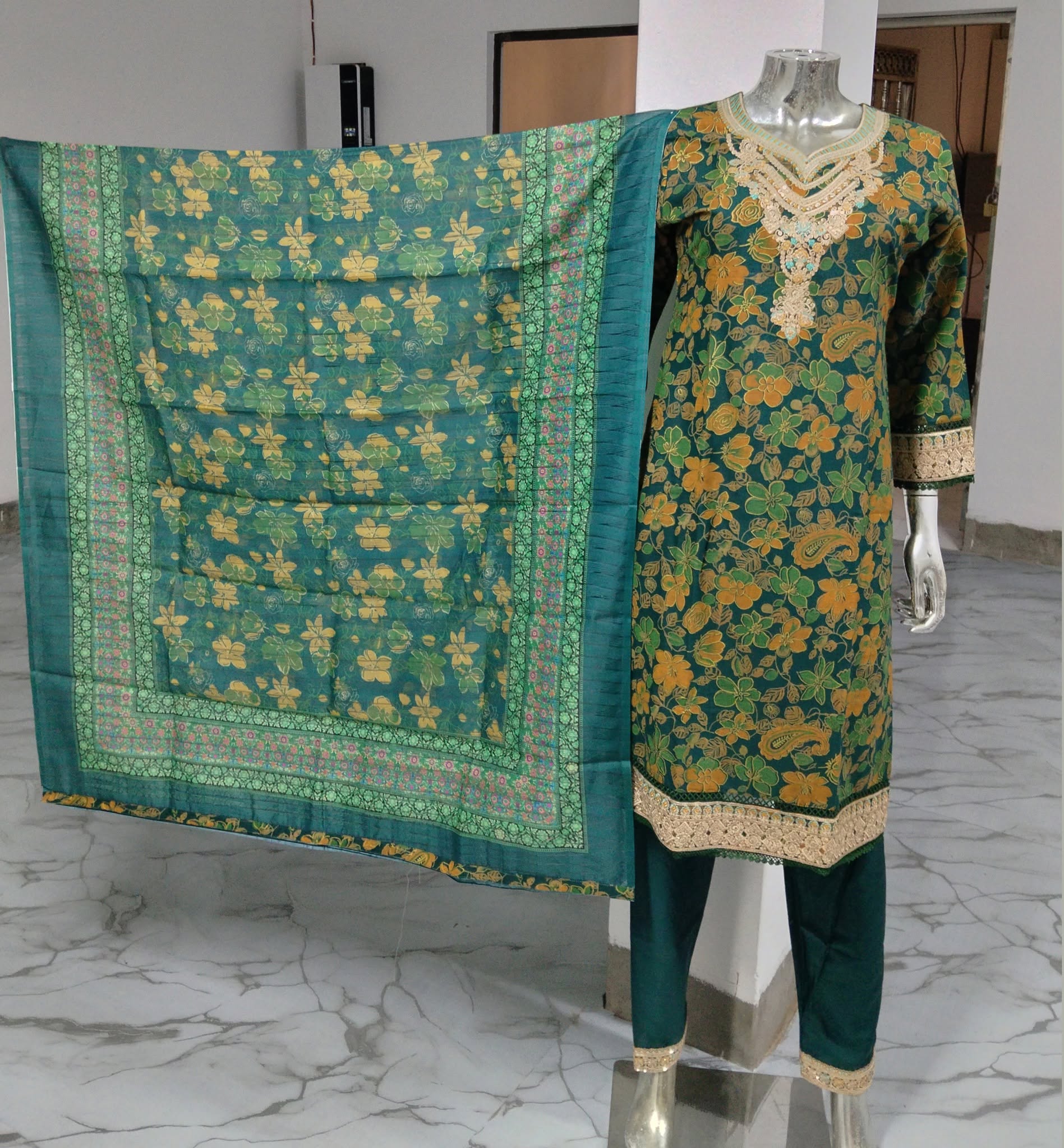 foring-premium-dress-266684-bottol green-B রেডি কটন ড্রেস- পিউর কটন কামিজে এমব্রয়ডারি কাজ করা। ডিজিটাল প্রিন্টেড সিল্ক ওড়না ও কটন মিক্সড প্যান্ট । - Image 2
